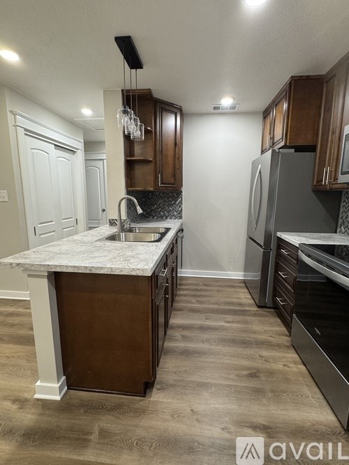 Source URL: https://prod-avail.s3.amazonaws.com/public_images/41502026/listing/885CEB37-0048-4670-836F-5608911D86BD.jpeg