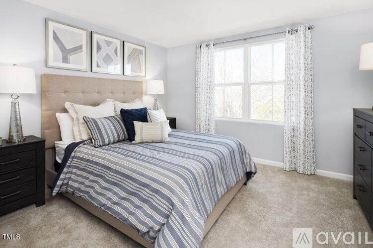 Source URL: https://prod-avail.s3.amazonaws.com/public_images/41501870/listing/bedroom.jpg