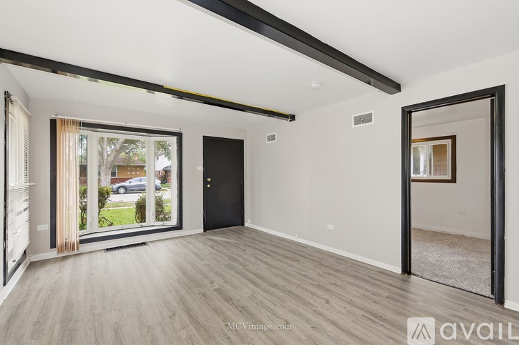 Source URL: https://prod-avail.s3.amazonaws.com/public_images/41501751/listing/003-14616KimbarkAvenue-Dolton-IL-60419-FULL.jpg