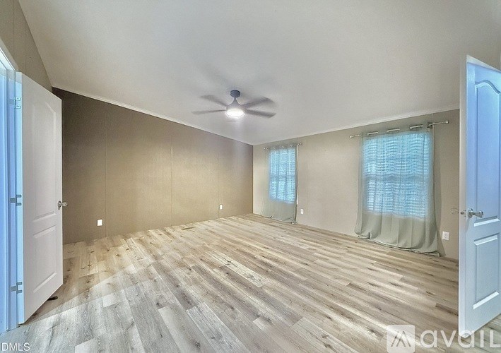 Source URL: https://prod-avail.s3.amazonaws.com/public_images/41501794/listing/IMG_1567.jpg