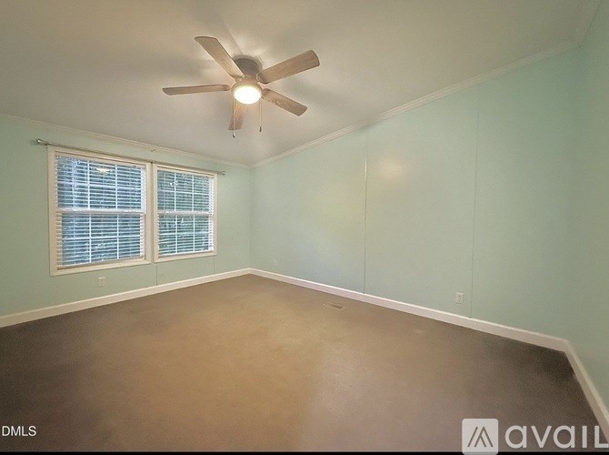 Source URL: https://prod-avail.s3.amazonaws.com/public_images/41501799/listing/IMG_1572.jpg