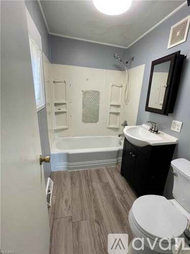 Source URL: https://prod-avail.s3.amazonaws.com/public_images/41501667/listing/Bathroom.jpg