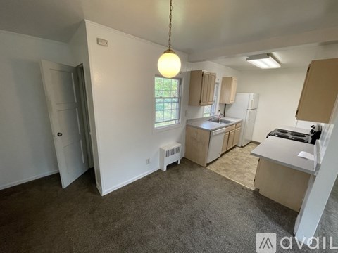 Source URL: https://prod-avail.s3.amazonaws.com/public_images/41501602/listing/IMG_8964.jpeg