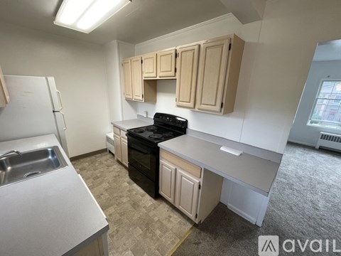 Source URL: https://prod-avail.s3.amazonaws.com/public_images/41501607/listing/IMG_8966.jpeg