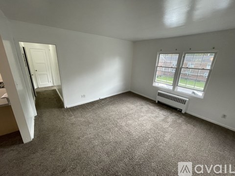 Source URL: https://prod-avail.s3.amazonaws.com/public_images/41501604/listing/IMG_8968.jpeg