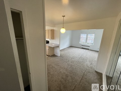 Source URL: https://prod-avail.s3.amazonaws.com/public_images/41501598/listing/IMG_8962.jpeg