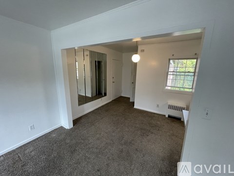 Source URL: https://prod-avail.s3.amazonaws.com/public_images/41501600/listing/IMG_8969.jpeg