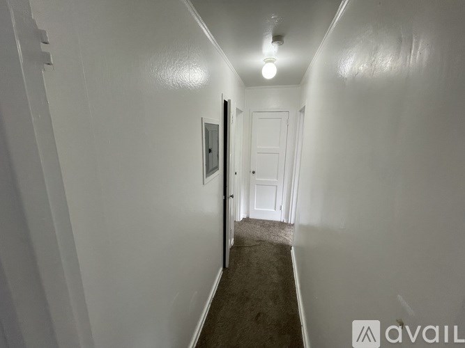 Source URL: https://prod-avail.s3.amazonaws.com/public_images/41501538/listing/IMG_8970.jpeg