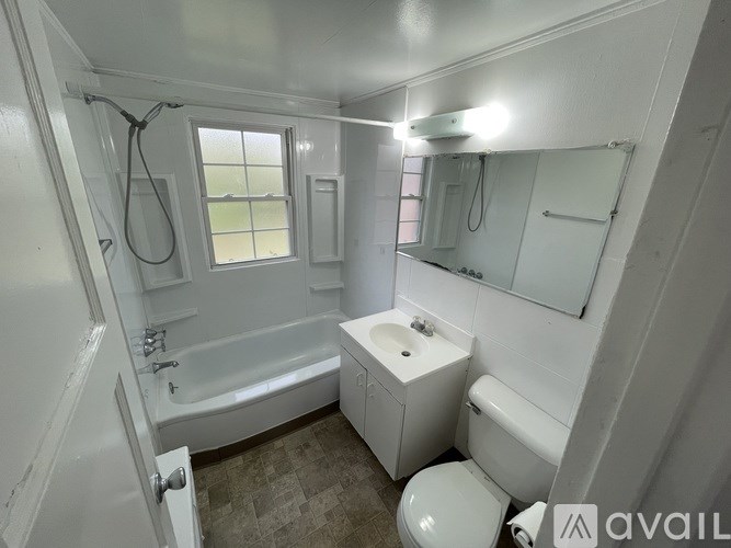 Source URL: https://prod-avail.s3.amazonaws.com/public_images/41501530/listing/IMG_8973.jpeg