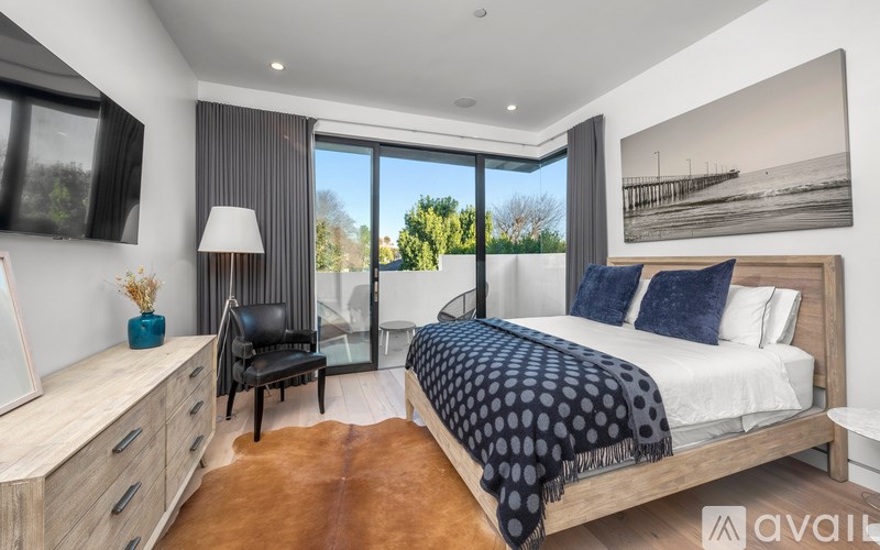 Source URL: https://prod-avail.s3.amazonaws.com/public_images/41501519/listing/18.jpg