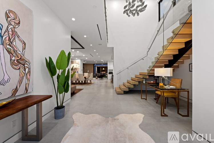 Source URL: https://prod-avail.s3.amazonaws.com/public_images/41501512/listing/3.jpg