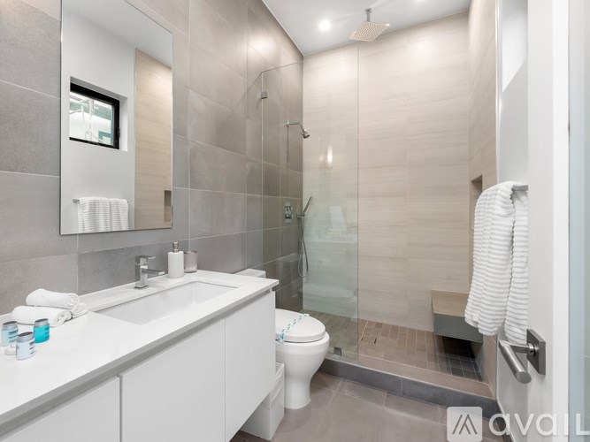 Source URL: https://prod-avail.s3.amazonaws.com/public_images/41501545/listing/26.jpg