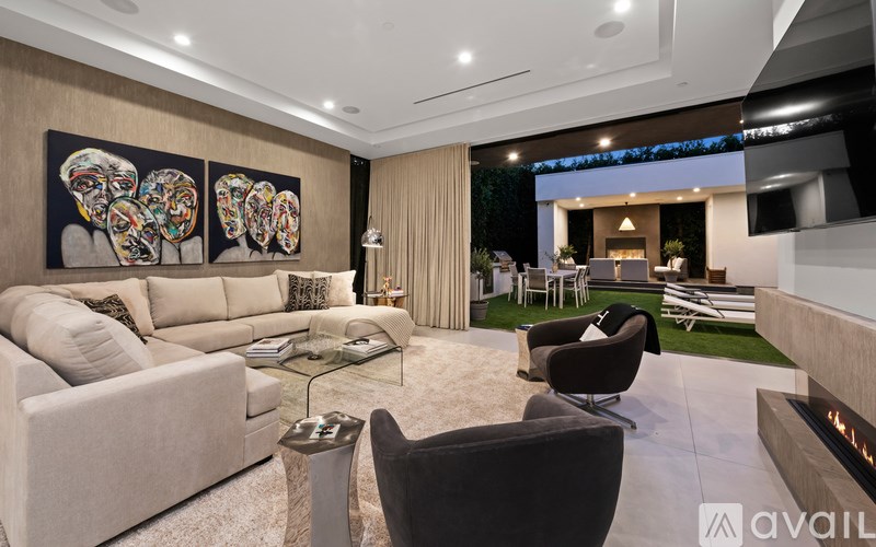 Source URL: https://prod-avail.s3.amazonaws.com/public_images/41501517/listing/5.jpg