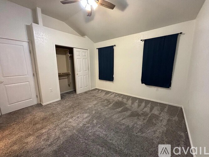 Source URL: https://prod-avail.s3.amazonaws.com/public_images/41501464/listing/681a00f57ab1adde7aa9576f4911f2f4-uncropped_scaled_within_1536_1152.jpg