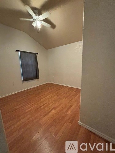 Source URL: https://prod-avail.s3.amazonaws.com/public_images/41501417/listing/a6ed55203a328ae00f8c55a219223246-uncropped_scaled_within_1536_1152.jpg