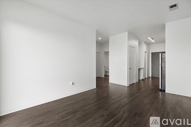 Source URL: https://prod-avail.s3.amazonaws.com/public_images/41501302/listing/17610610628-02-MG_0005.jpg