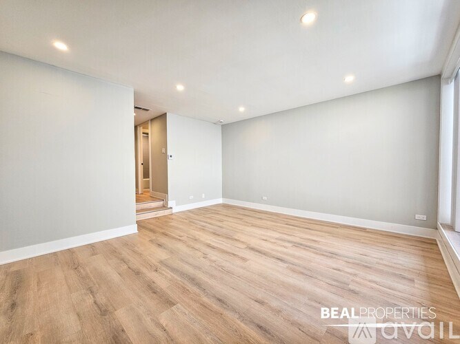 Source URL: https://prod-avail.s3.amazonaws.com/public_images/41501294/listing/ecfc322d0d7a4746953c35feed4903c6.jpeg