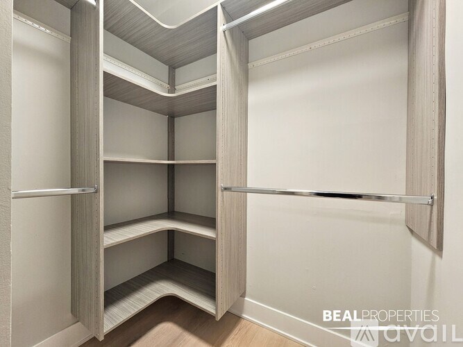 Source URL: https://prod-avail.s3.amazonaws.com/public_images/41501291/listing/a9b915aeac254e848ef0ff25533afb6f.jpeg