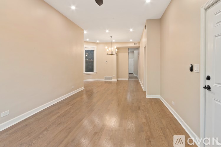 Source URL: https://prod-avail.s3.amazonaws.com/public_images/41501273/listing/17610780004-IMG_2211.jpg