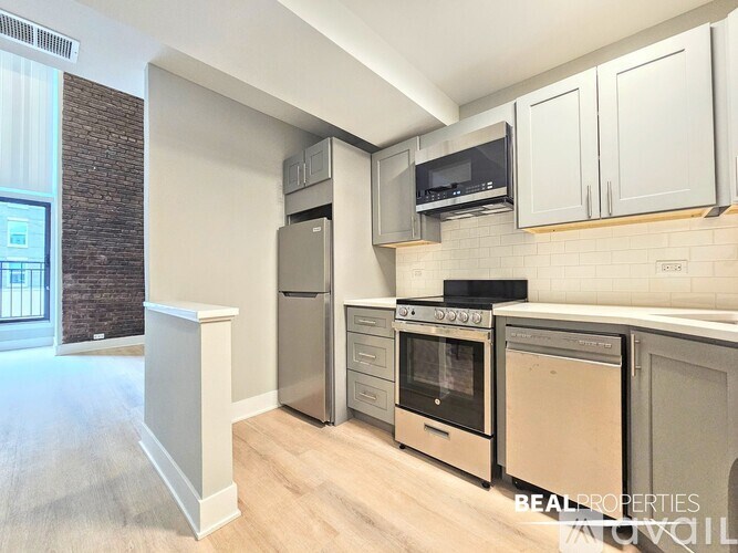 Source URL: https://prod-avail.s3.amazonaws.com/public_images/41501247/listing/244813c148a94b5b8847c9b469f60d00.jpeg