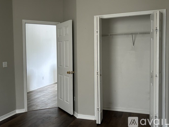 Source URL: https://prod-avail.s3.amazonaws.com/public_images/41501128/listing/IMG_7842.jpg