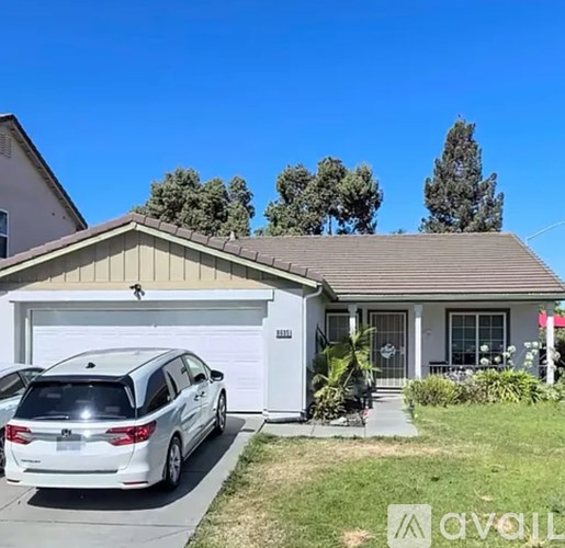 Source URL: https://prod-avail.s3.amazonaws.com/public_images/41501027/listing/IMG_8630.jpeg