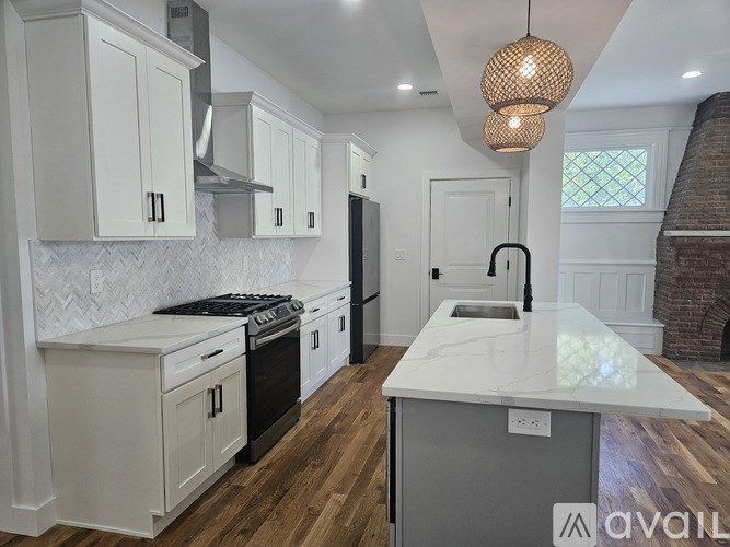 Source URL: https://prod-avail.s3.amazonaws.com/public_images/41500576/listing/1000010689.jpg