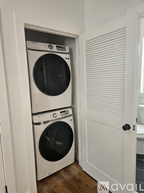 Source URL: https://prod-avail.s3.amazonaws.com/public_images/41500573/listing/1000010715.jpg