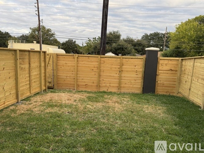 Source URL: https://prod-avail.s3.amazonaws.com/public_images/41500328/listing/IMG_6256.jpeg