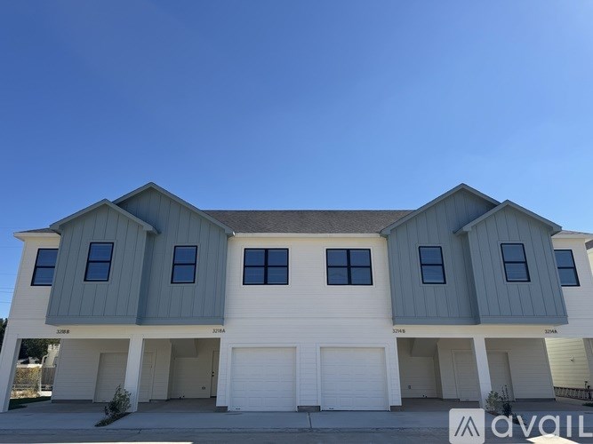 Source URL: https://prod-avail.s3.amazonaws.com/public_images/41500316/listing/IMG_6283.jpeg