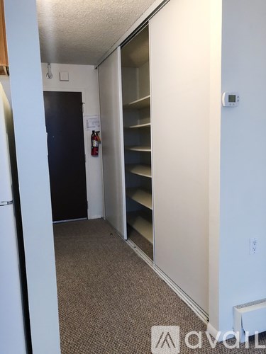 Source URL: https://prod-avail.s3.amazonaws.com/public_images/41500270/listing/Rose_of_Sharon_Closet.jpg