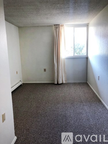 Source URL: https://prod-avail.s3.amazonaws.com/public_images/41500264/listing/Rose_of_Sharon_Bedroom.jpg