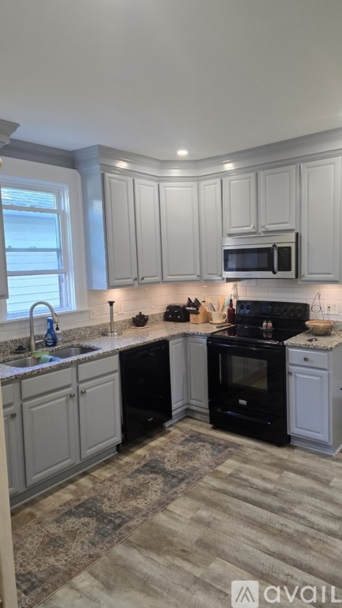 Source URL: https://prod-avail.s3.amazonaws.com/public_images/41499657/listing/20250830_150827.jpg