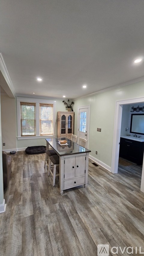 Source URL: https://prod-avail.s3.amazonaws.com/public_images/41499655/listing/20250830_150851.jpg