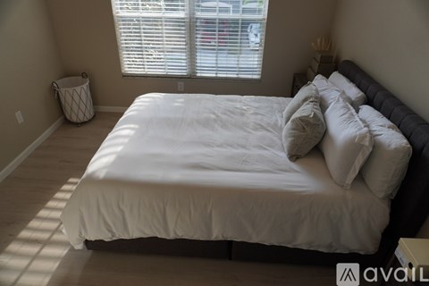 Source URL: https://prod-avail.s3.amazonaws.com/public_images/41499580/listing/DSC00964.JPG