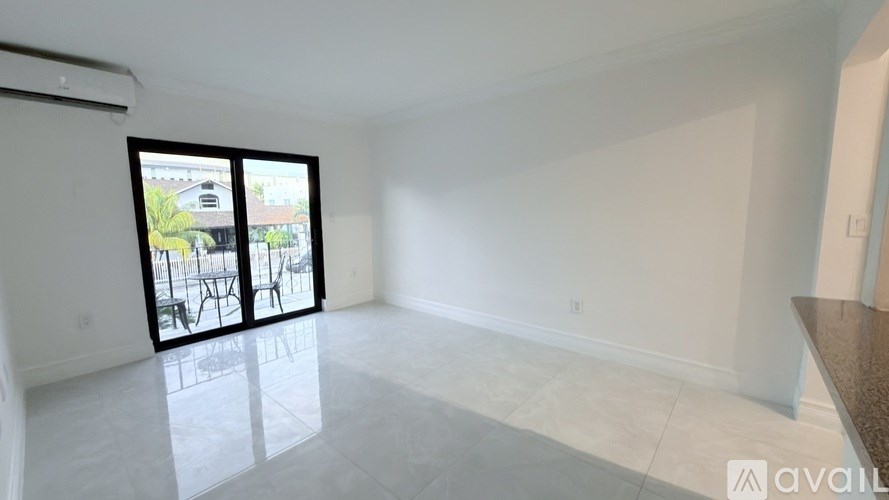 Source URL: https://prod-avail.s3.amazonaws.com/public_images/41499501/listing/IMG_2918.jpeg