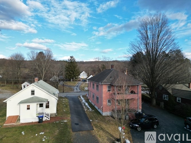 Source URL: https://prod-avail.s3.amazonaws.com/public_images/41499496/listing/dji_fly_20230127_151034_70_1674852374023_photo.jpg