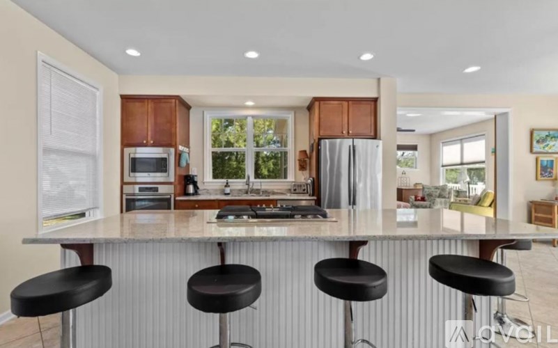 Source URL: https://prod-avail.s3.amazonaws.com/public_images/41499121/listing/Screen_Shot_2025-10-22_at_9.34.16_AM.png