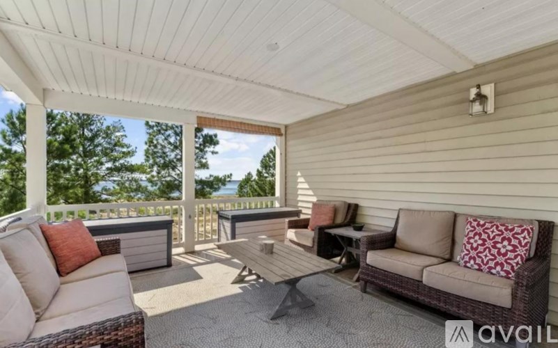 Source URL: https://prod-avail.s3.amazonaws.com/public_images/41499126/listing/Screen_Shot_2025-10-22_at_9.34.01_AM.png