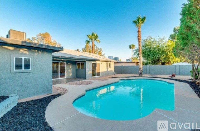 Source URL: https://prod-avail.s3.amazonaws.com/public_images/41499091/listing/IMG_0737.jpeg