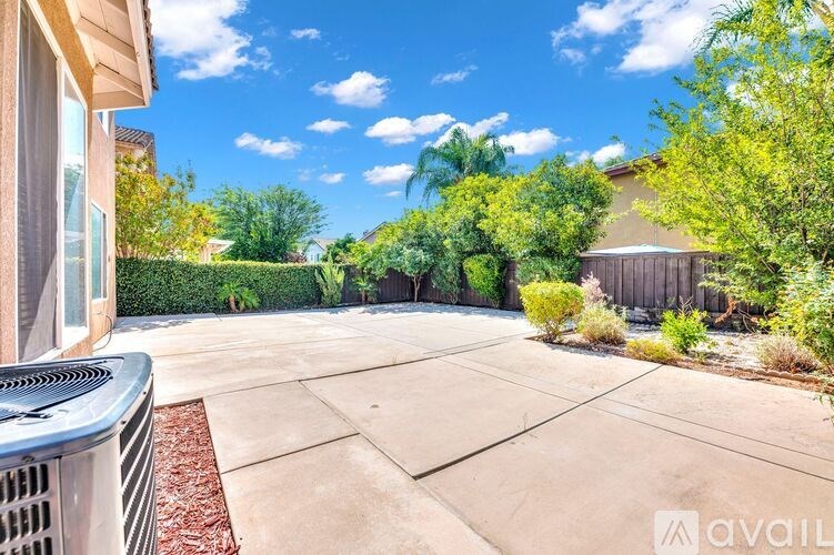 Source URL: https://prod-avail.s3.amazonaws.com/public_images/41498939/listing/28.jpeg