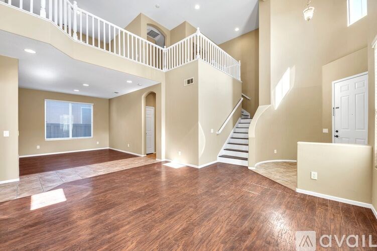 Source URL: https://prod-avail.s3.amazonaws.com/public_images/41498932/listing/22.jpeg