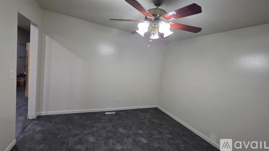 Source URL: https://prod-avail.s3.amazonaws.com/public_images/41498619/listing/Dining_RM_1.jpg