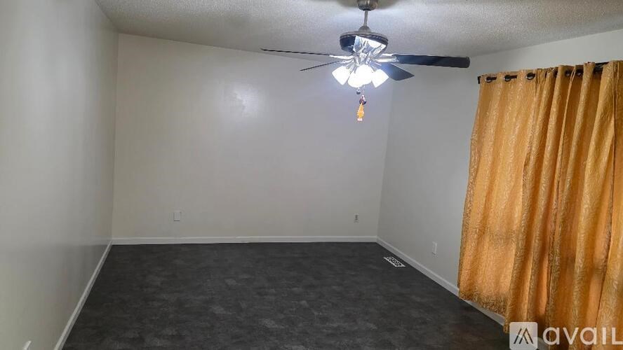 Source URL: https://prod-avail.s3.amazonaws.com/public_images/41498629/listing/Office.jpg