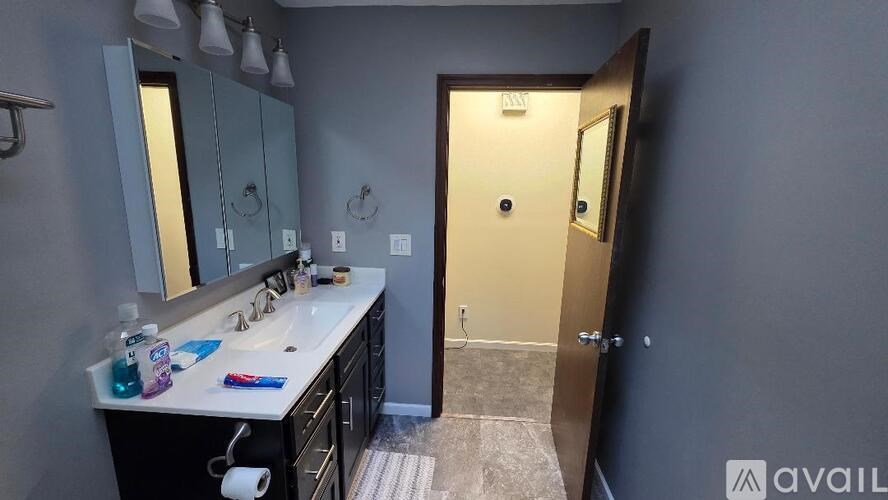 Source URL: https://prod-avail.s3.amazonaws.com/public_images/41498620/listing/Community_BR.jpg