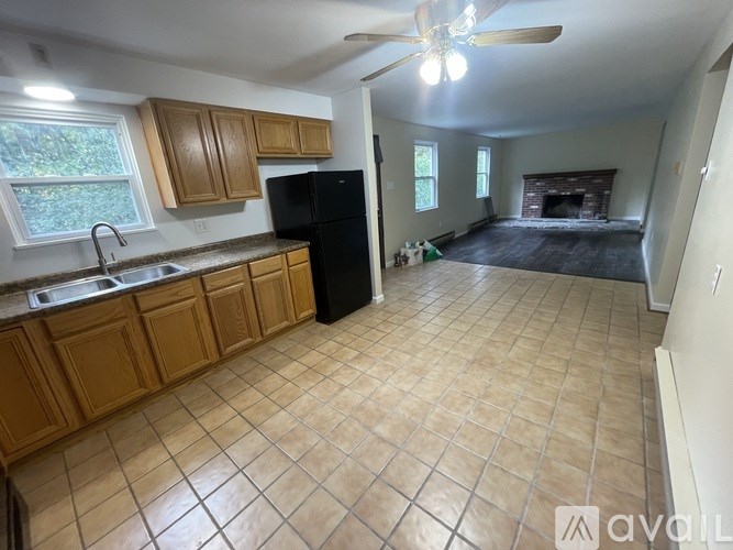 Source URL: https://prod-avail.s3.amazonaws.com/public_images/41497756/listing/IMG_7561.jpeg