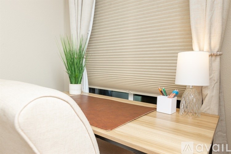 Source URL: https://prod-avail.s3.amazonaws.com/public_images/41494938/listing/30_Nice_large_desk_in_front_bedroom.jpg