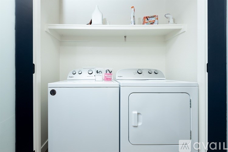 Source URL: https://prod-avail.s3.amazonaws.com/public_images/41495000/listing/40_Laundry_off_the_side_of_hallway.jpg
