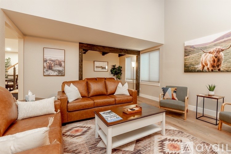 Source URL: https://prod-avail.s3.amazonaws.com/public_images/41489350/listing/3_Enjoy_a_little_charm_of_the_southwest.jpg