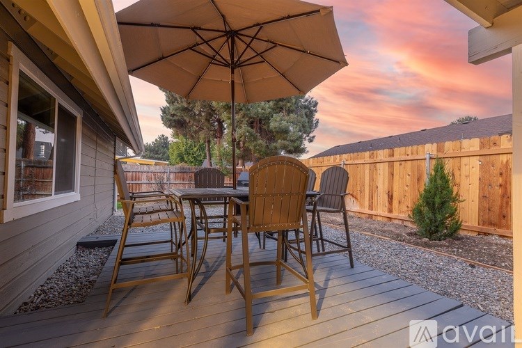 Source URL: https://prod-avail.s3.amazonaws.com/public_images/41489367/listing/8_Enjoy_the_outside_view_while_cooking_on_the_BBQ.jpg